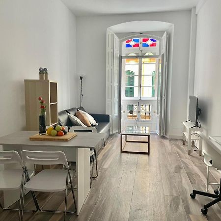 Cool Home Malaga City Center エクステリア 写真